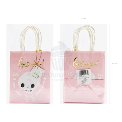 Pink "Boo" gift bags for charming parties