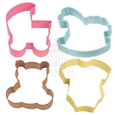 Create sweet memories with the Wilton baby cutter set.