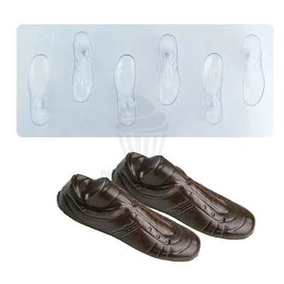 Moule en plastique 6 bottes de football pâtisserie