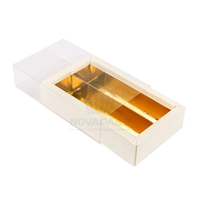 CAJA BOMBONES DELUXE BLANCA 14,5X7,5X3,5 CMS FILM ORO (UND)