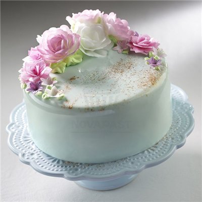 MODECOR CAJA DE 18 ROSAS DE OBLEA ROSA 5,5CM