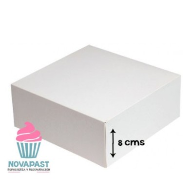 CAJA PARA PASTAS BLANCA 40X40 "ALTURA 8CMS" (UND)