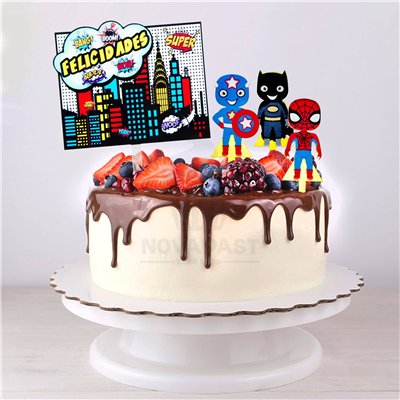 Topper Congratulations Superheroes: Decorate with style!