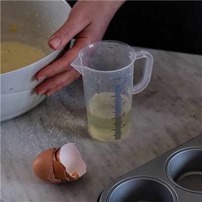 Jarra Medidora 500 cl Graduada PVC - Precisión y Estilo