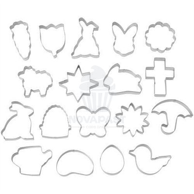 Create sweet memories with the Wilton cutter set.